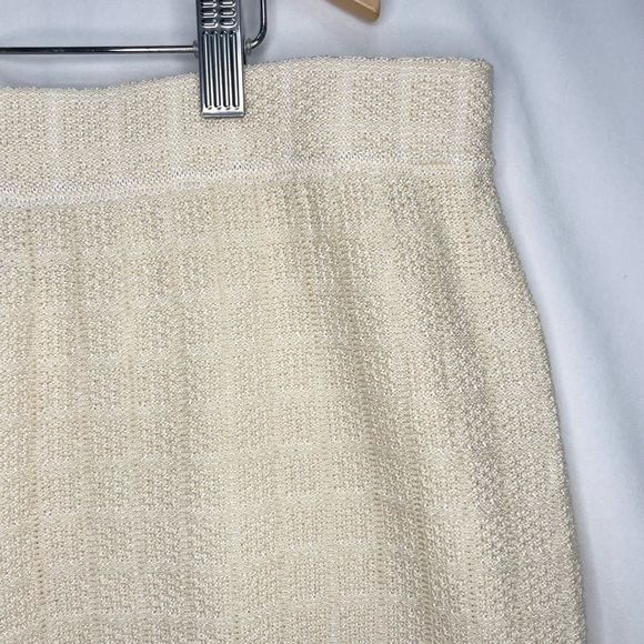 Vintage St. John Collection Skirt - Picture 4 of 6